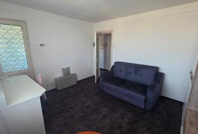 Apartament cu 2 camere decomandat, mobilat în Podul de Fier - 3