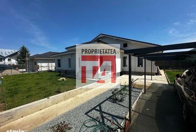 Casă cu 4 camere în Satu Nou de Sus - 7