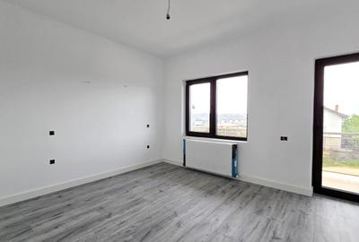 Casă individuală cu 4 camere cu Canalizare în Central - 15