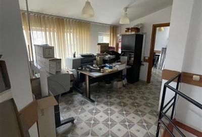 Parcul Circului, vila P+M, contructie 2001,6 camere, pretabil birou - 4