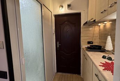 Garsonieră decomandată în Exterior Vest