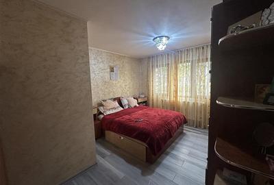 Decomandat la et 2/4 mobilat complet linga piata Doina - 10