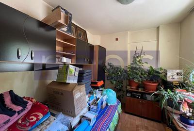 Casă individuală cu 4 camere cu Canalizare în Decebal - 5