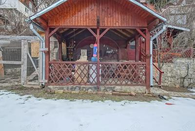 Casă cu 6 camere cu Teren 337 Mp în Central - 15