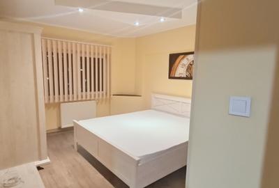 Apartament cu 3 camere semidecomandat în Gării - 1