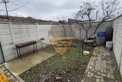 Casă individuală cu 5 camere cu Canalizare în Lazu - 3