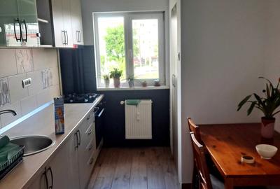Apartament cu 2 camere decomandat în UTA - 3