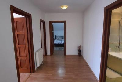 Casă cu 4 camere cu Teren 801 Mp în Livezeni - 1