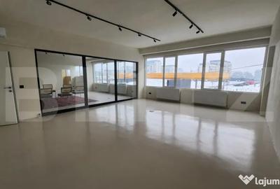 Spațiu comercial, de 120 mp, în Central - 6