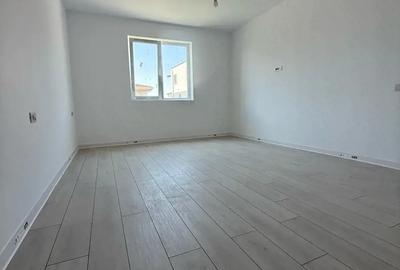 Duplex pe parter -direct proprietar - comision 0% - 4