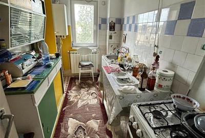 Apartament cu 2 camere decomandat în Viziru 3 - 6