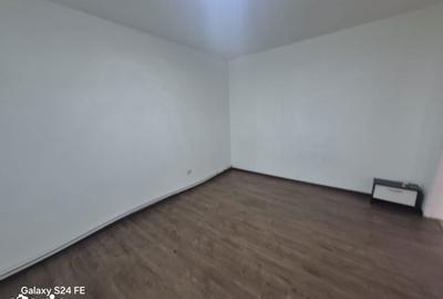 Apartament cu 3 camere în Dumbrava - 2