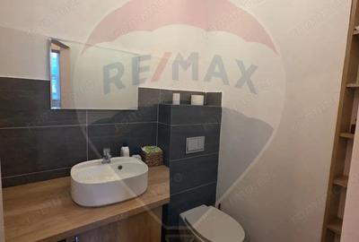 Spațiu comercial, de 25 mp, în Central - 3