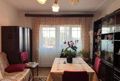 Apartament cu 2 camere decomandat în Central - 2