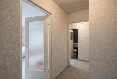 Rezidenta pe 2 camere, inprospatata, decomandata, balcon, Targu Secuiesc - 5