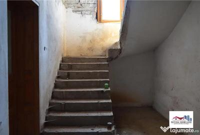 Casă cu 6 camere cu Teren 550 Mp în Târnăveni - 10