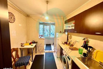 Apartament cu 3 camere decomandat în Apărătorii Patriei