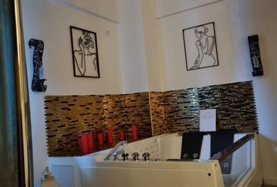 Apartament cu 3 camere decomandat în Central - 3