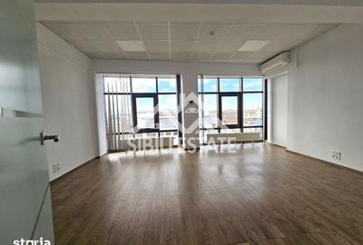 Spațiu comercial, de 580 mp, în Central - 1