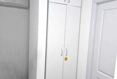 Casă cu 4 camere cu Canalizare în Titan - 6