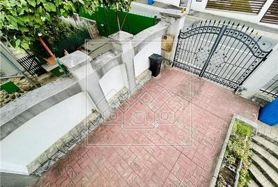 Casa de vanzare in Sibiu - individuala - 278 mp utili - - 43