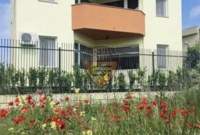 Casă individuală cu 4 camere cu Canalizare în Nord - 1