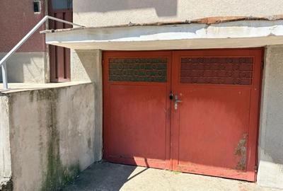 Apartament cu 4 camere decomandat în Central - 1