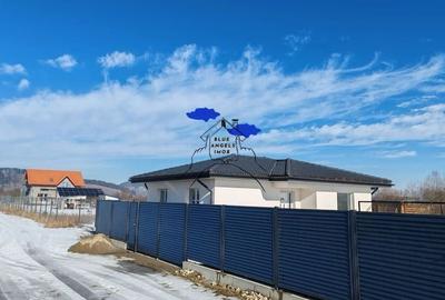 Casă individuală cu 3 camere cu Canalizare în Sânpetru - 3