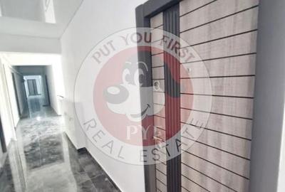 Apartament cu 2 camere decomandat în Titan - 10