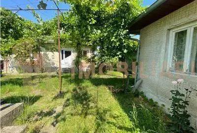 Casă cu Teren 2430 Mp în Satulung - 1