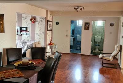 Apartament cu 3 camere în Reghin - 1