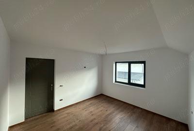 Casă cu 4 camere în Central - 5