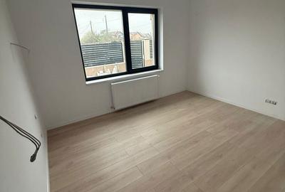 Casă cu 4 camere cu Teren 400 Mp în Ciorogârla - 2