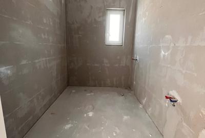 Apartament cu 2 camere semidecomandat în Florești - 6