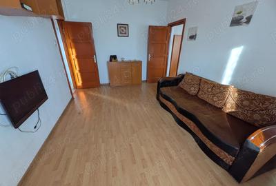 Piata Romana . Proprietar, vand apartament 2 camere, semidecomanda - 4