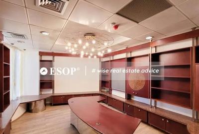 Spațiu comercial, de 1,266 mp, în P-ța Victoriei - 6