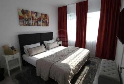 Apartament cu 3 camere semidecomandat în Florești