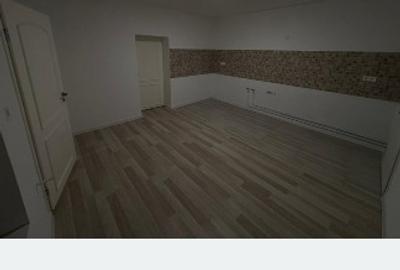 Casa de vanzare osorhei ultracentral la e 60 - 1