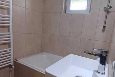 Apartament 2 camere de inchiriat cu vedere spre parc, zona T - 4