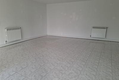 Spațiu comercial, de 70 mp, în Central - 1