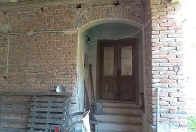 Casa mare la ?ara cu teren generos in zona superba Casa mare la ?ara cu teren generos in zona superba - 10