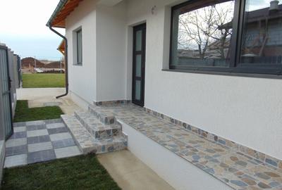 FARA COMISIOANE casa cu 4 camere 2 bai PARTER cu placa pod terasa merita vazuta - 21