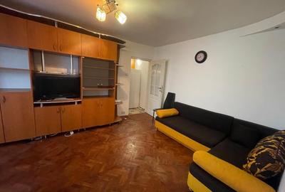 Apartament cu 2 camere semidecomandat, mobilat în Craiovița Nouă