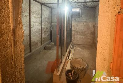 Casă recent renovată cu 2 apartamente separate - Str. Cernat, Galați - 9