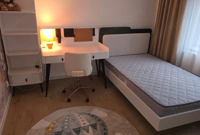 Apartament cu 4 camere decomandat în Micul Dallas - 13