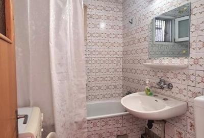 Apartament cu 3 camere decomandat în Rahova - 8