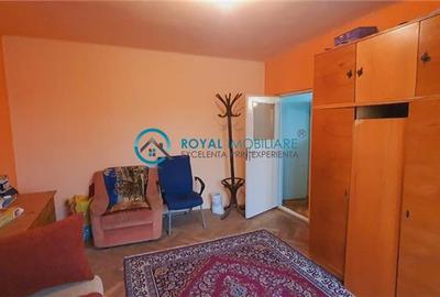 Casă individuală cu 6 camere cu Canalizare în Sud - 8