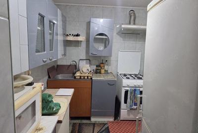Casă cu Teren 1060 Mp în Moșteni - 2