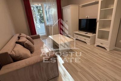 Apartament cu 3 camere decomandat, mobilat în Central