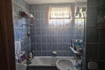 Apartament cu 2 camere decomandat în Mărăței